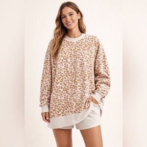 New Aerie Women's Oversized Sweatshirt Long Sleeve Desert nude Leopard print XS